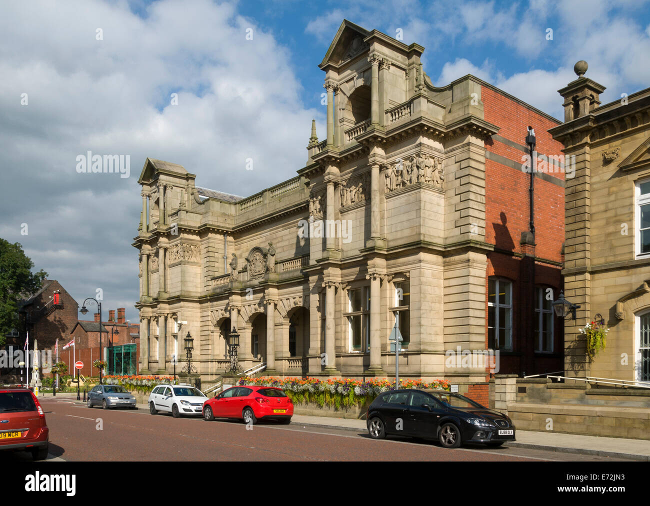 Art Gallery and Library building.  Woodhouse and Willoughby, 1899-1901. Manchester Road, Bury, Greater Manchester, England, UK Stock Photo