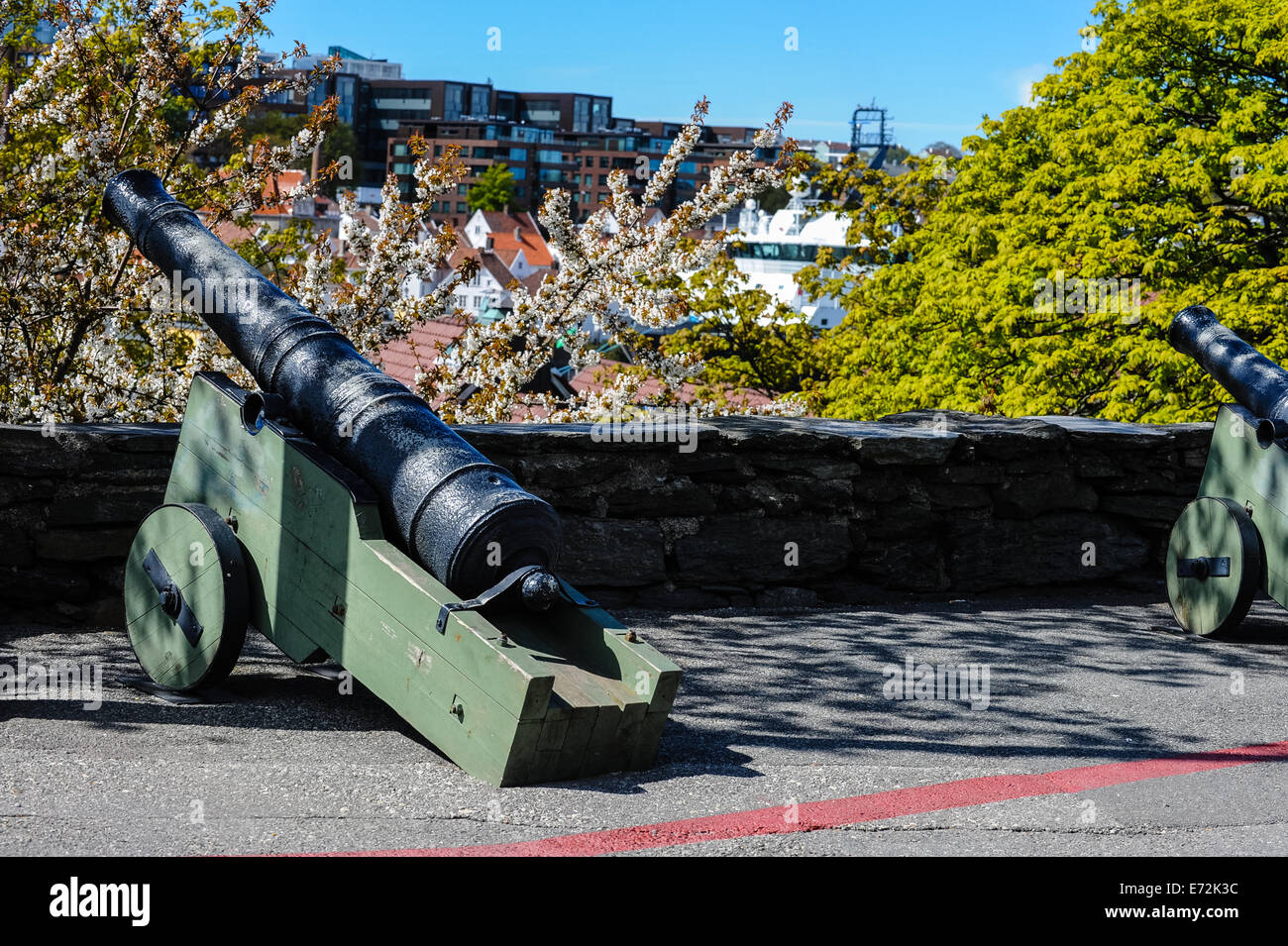 Norway, Stavanger. Cannons at Valbergtårnet. Stock Photo