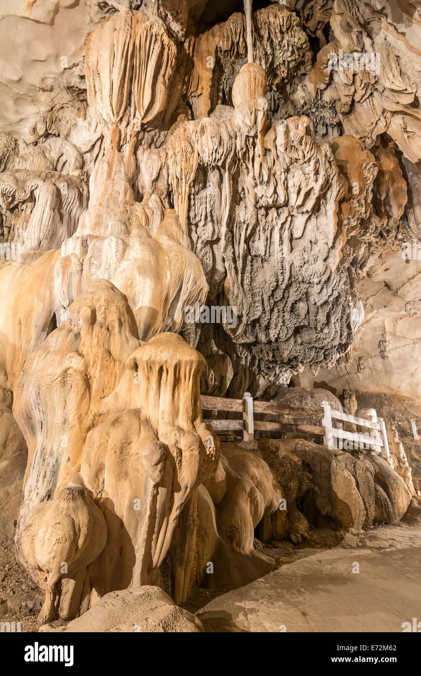 The Chang cave (Hang around Cave) is situated follow the river road southern site of Meuang Xong Village, Vang Vieng. Because it Stock Photo