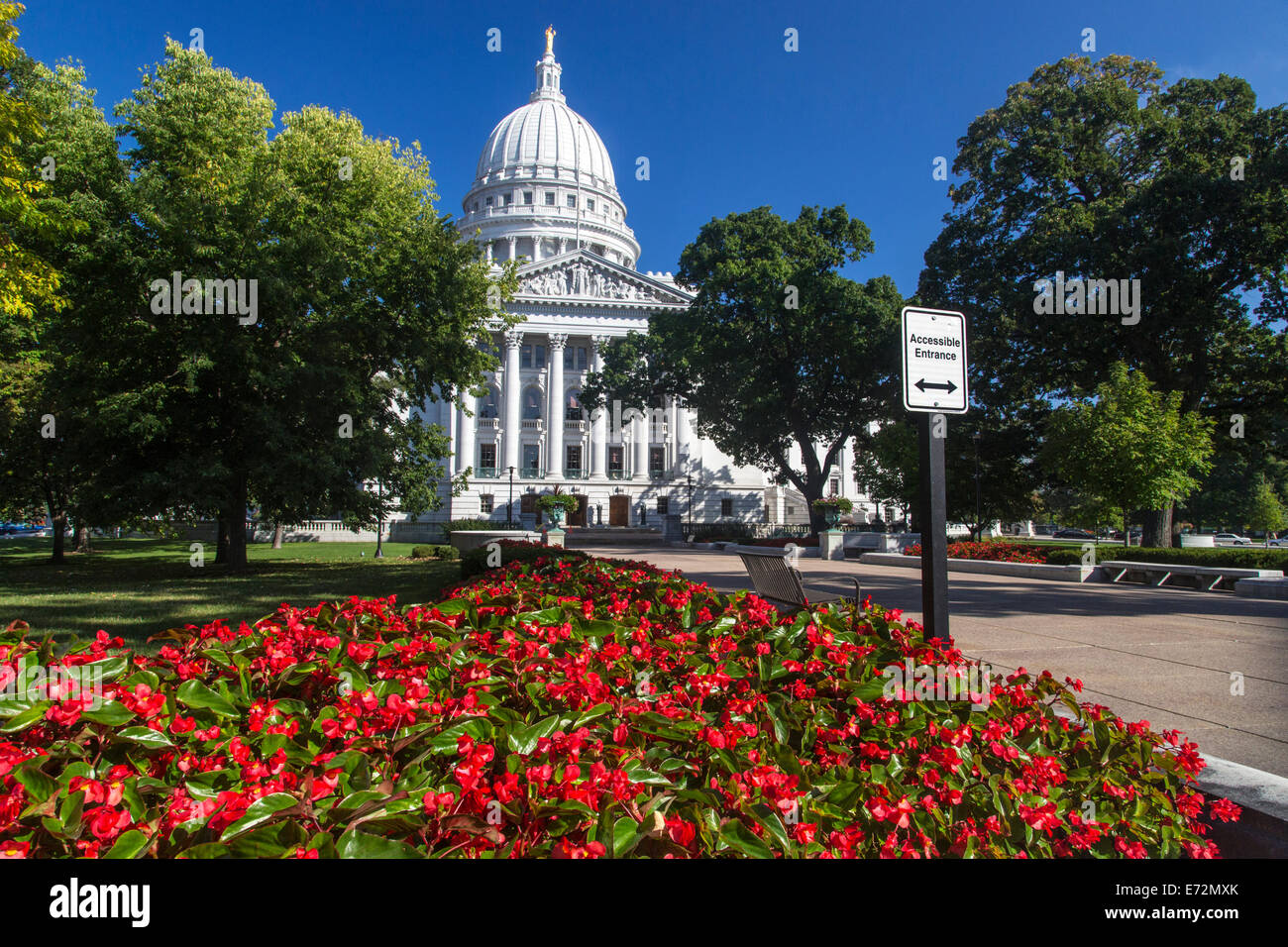 Flowers in front of state capitol building Madison, Wisconsin, USA. Stock Photo