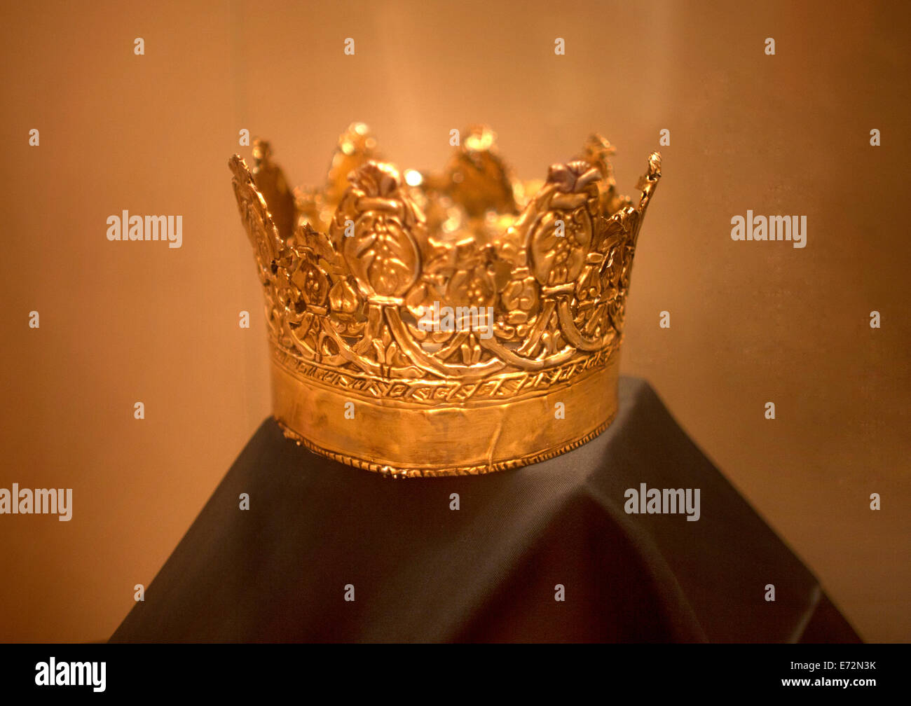 The crown of the Catholic Queen Isabella I of Castile used during the filming of the tv serie Isabel, produced by TVE, Spain Stock Photo