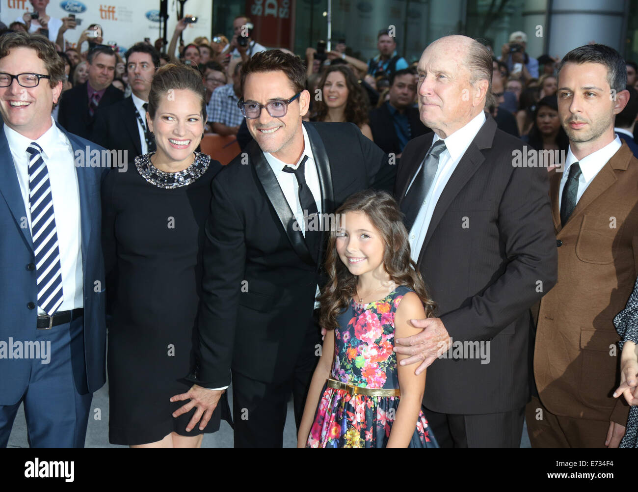 Toronto, Canada. 04th Sep, 2014. (L-R) Writer/director David Dobkin, producer Susan Downey, actors Robert Downey Jr., Emma Tremblay, Robert Duvall and Jeremy Strong attend the premiere of the movie 'The Judge' during the 39th annual Toronto International Film Festival (TIFF), in Toronto, Canada, 04 September 2014. The festival runs from 04 to 14 September. Photo: Hubert Boesl/dpa -NO WIRE SERVICE-/dpa/Alamy Live News Stock Photo