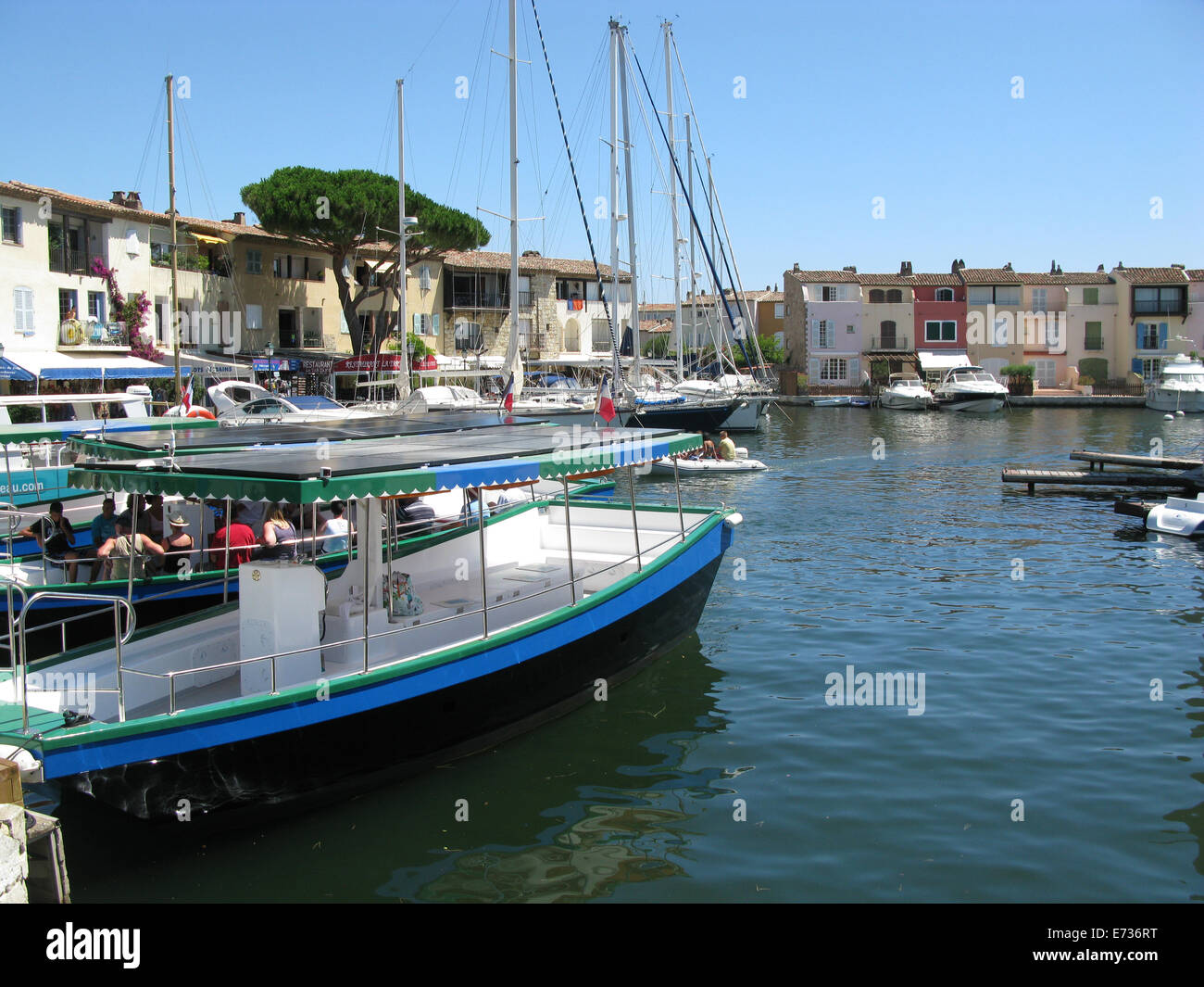 Port grimaud hi-res stock photography and images - Alamy