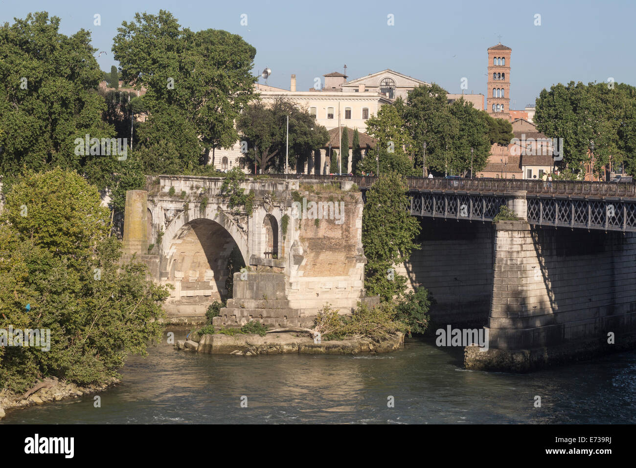 Ponte Roto An Ponte Di Ferro Broken Bridge And Iron Bridge Rome Italy Stock Photo Alamy