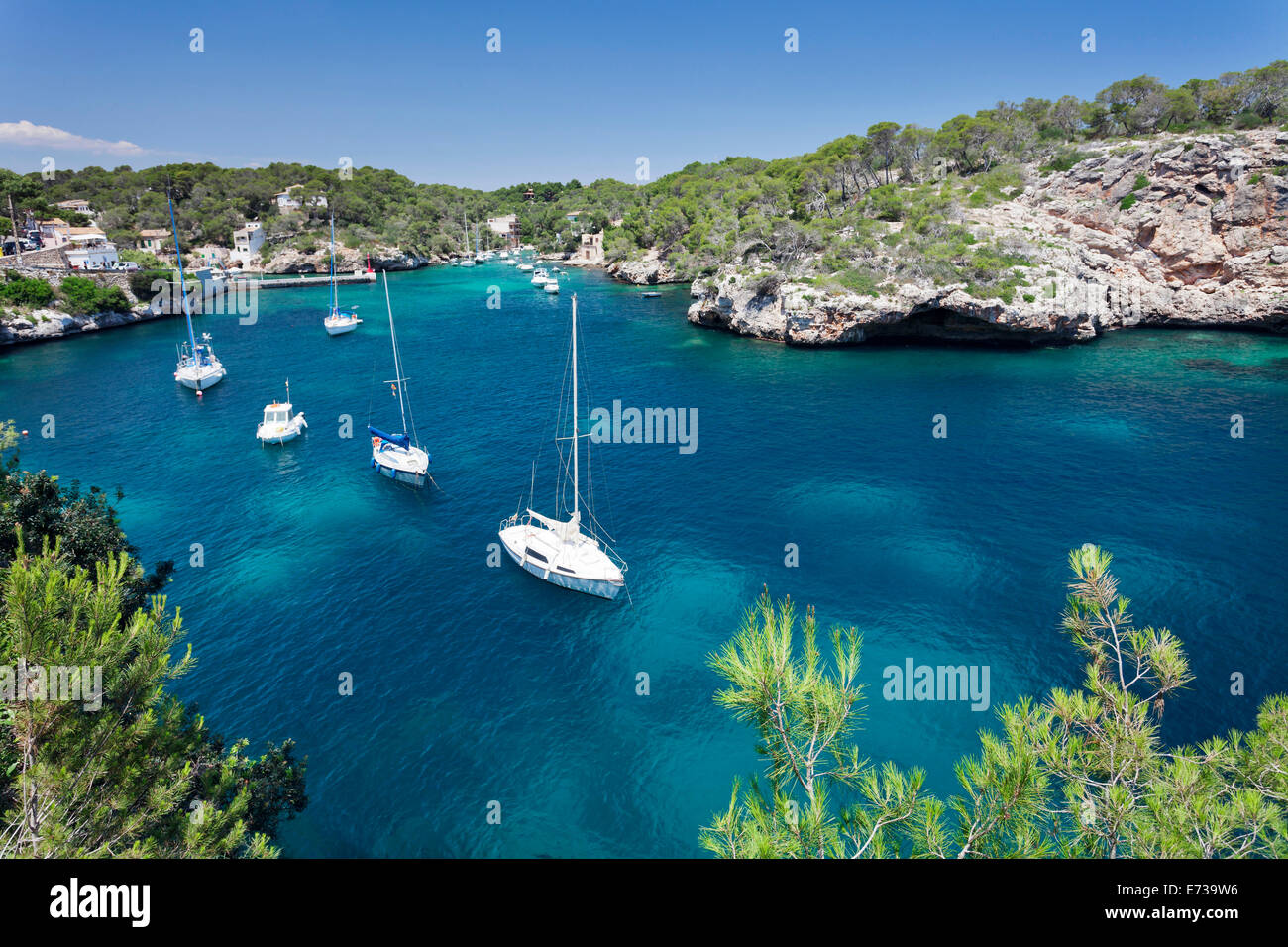 Bay of Cala Figuera, Majorca (Mallorca), Balearic Islands (Islas Baleares), Spain, Mediterranean, Europe Stock Photo