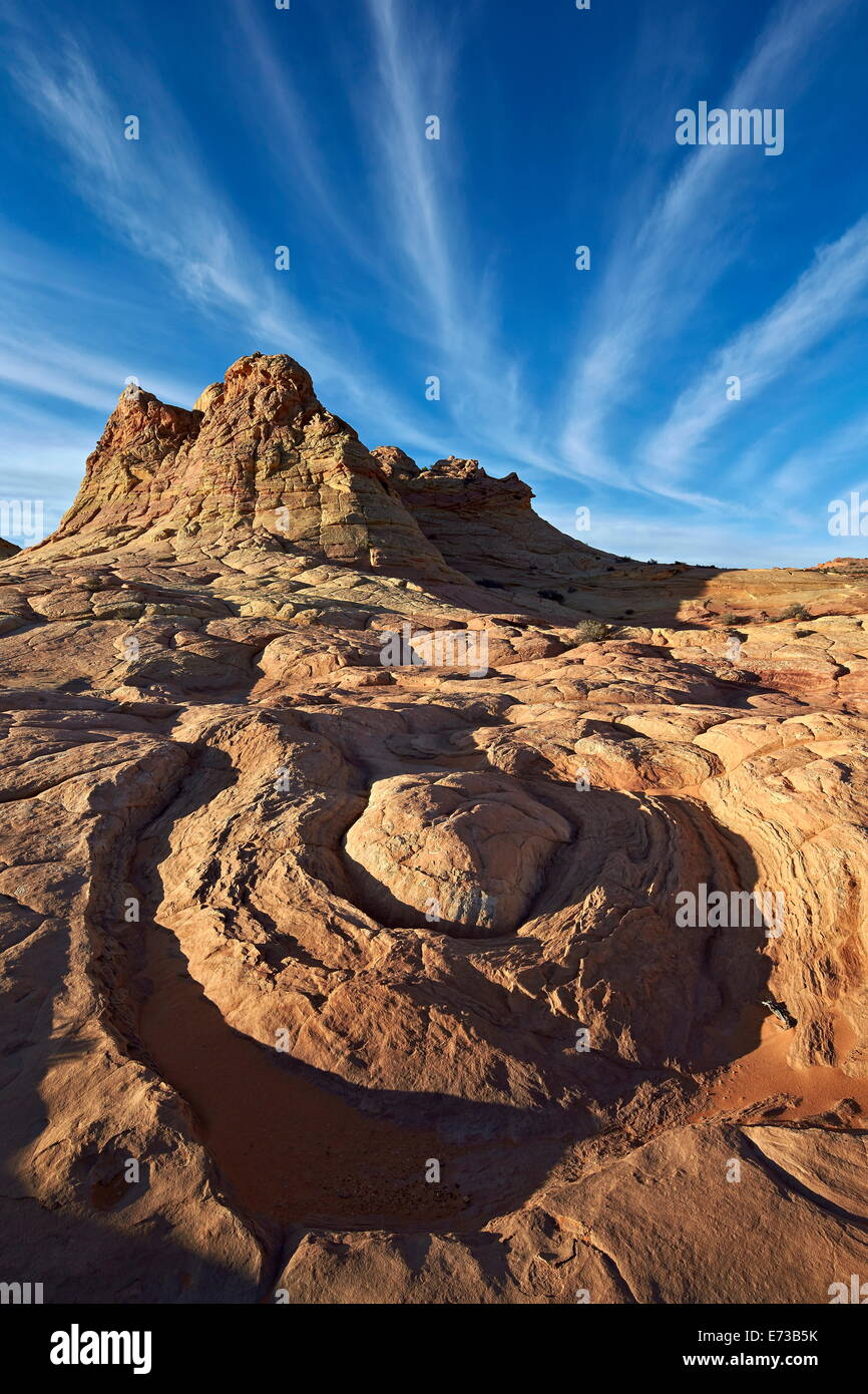 sandstone-formations-with-clouds-coyote-buttes-wilderness-vermilion