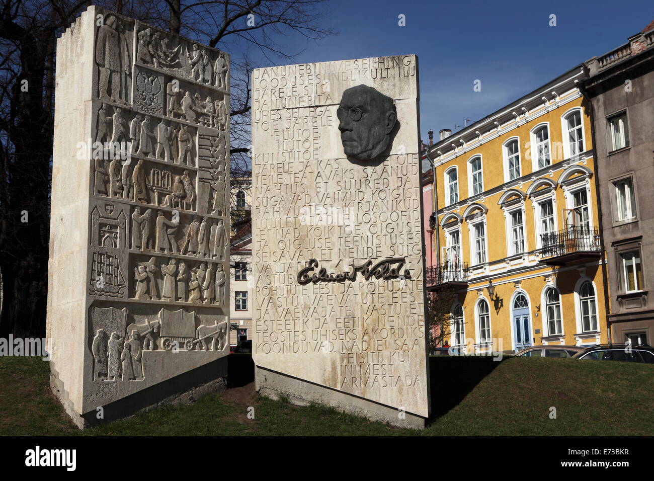 Monument to the Estonian author Eduard Vilde, in Tallinn, Estonia, Europe Stock Photo
