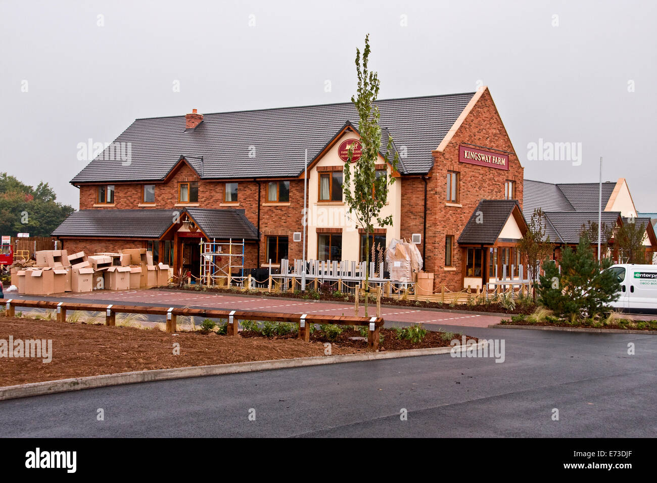 THE KINGSWAY FARM INN is a Family Pub / Restaurant owned by Greene King along Kings Cross Road