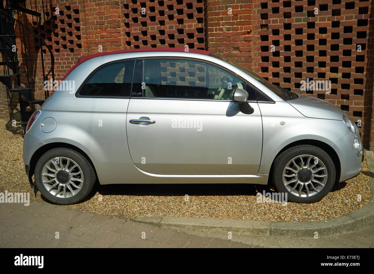 Fiat 500 uk High Resolution Stock Photography and Images - Alamy