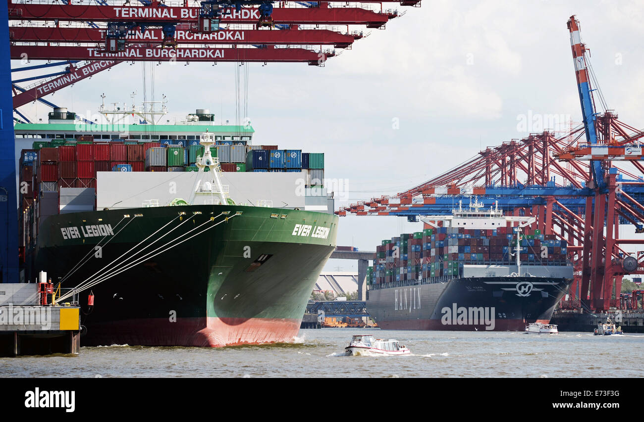 Containerships dock in the port of Hamburg, 27 August 2014. Stock Photo