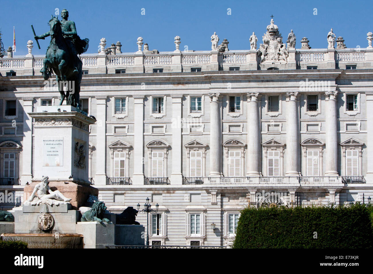 Spain, Madrid, Statue of Philip IV to the left with the Palacio Real in the background. Stock Photo