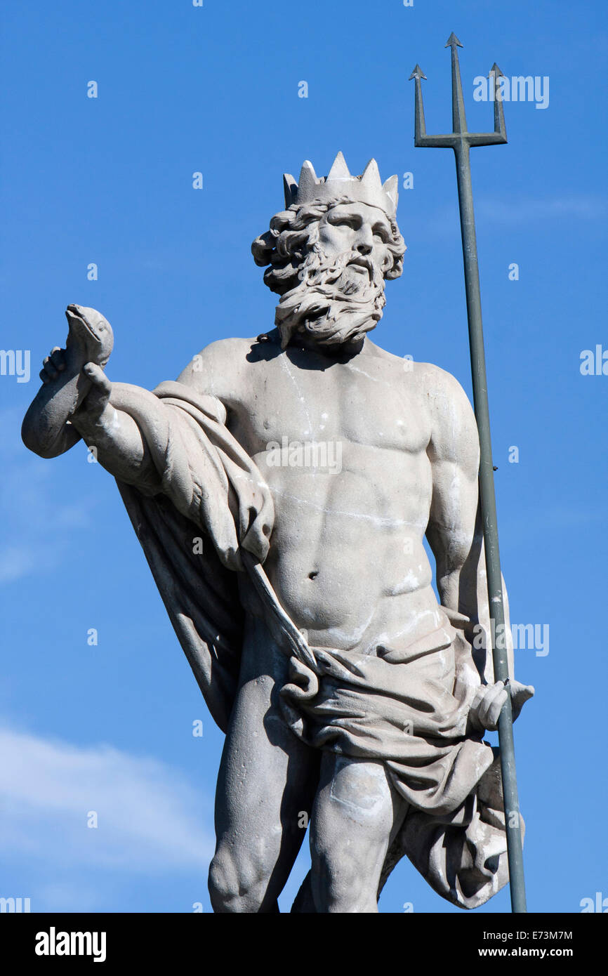 Spain, Madrid, The Fountain of Neptune at the Plaza de Canovas del