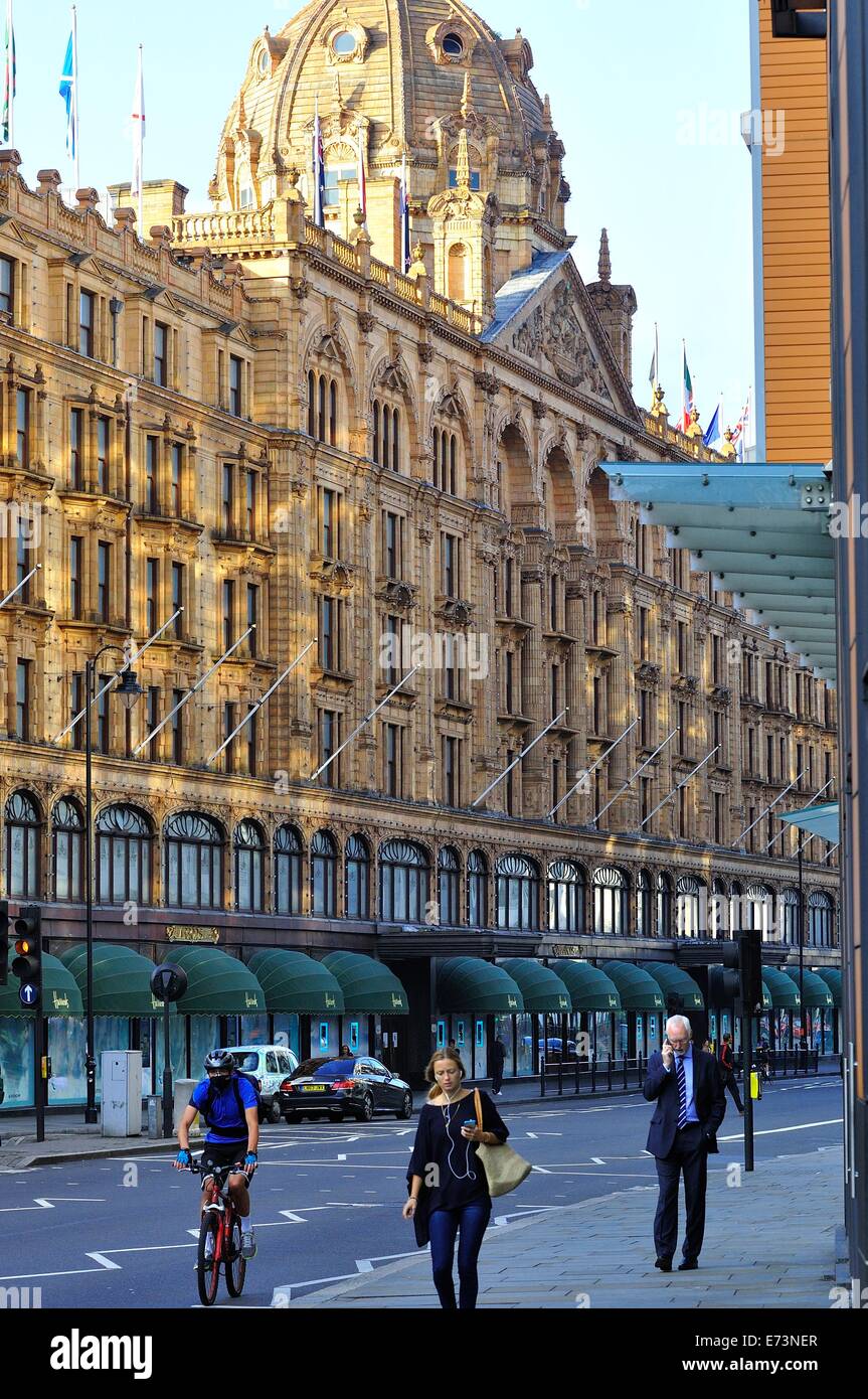 Harrods department store, Knightsbridge, London, England Stock Photo