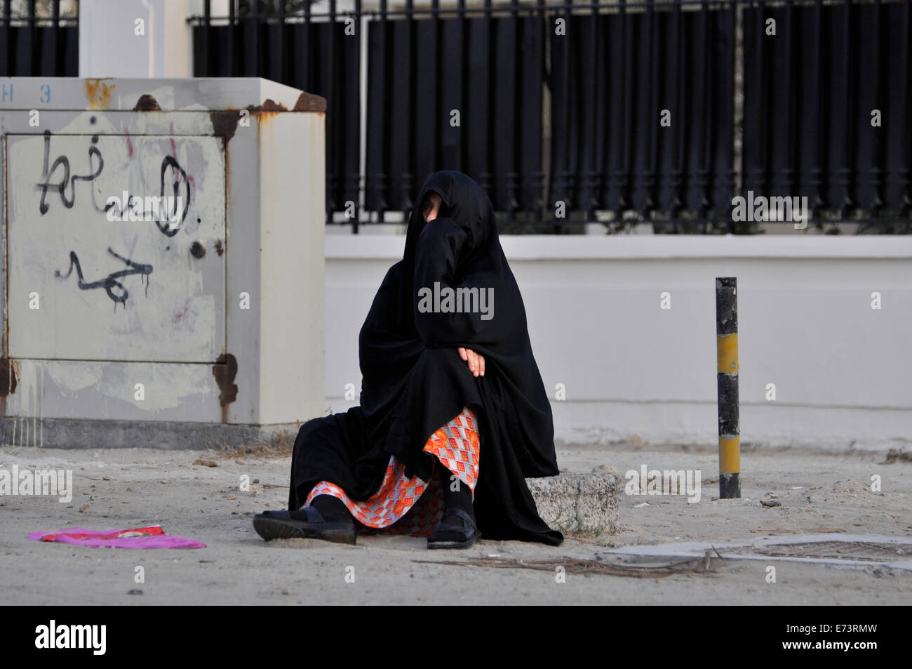 Bahraini woman hi-res stock photography and images - Alamy