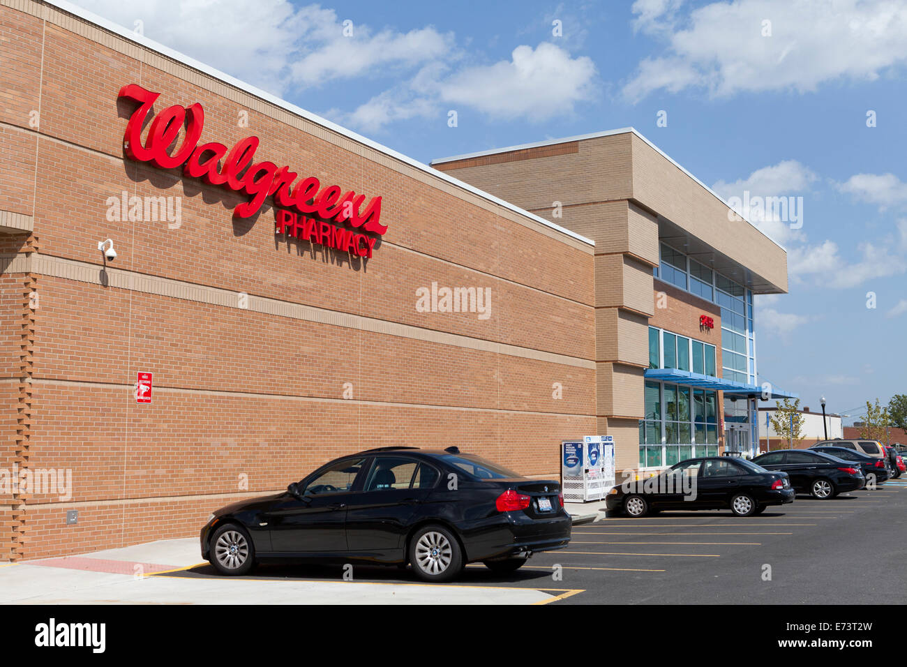 Walgreens Pharmacy Virginia USA Stock Photo Alamy