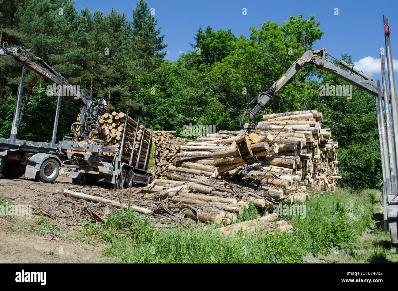 Load crane hi-res stock photography and images - Alamy