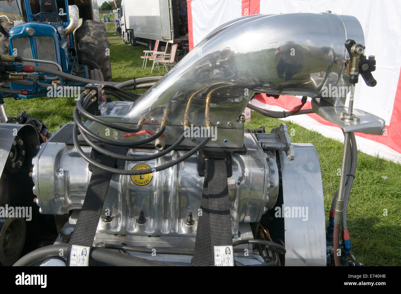 supercharger supercharged supercharge engine engines fast loud noisy v8