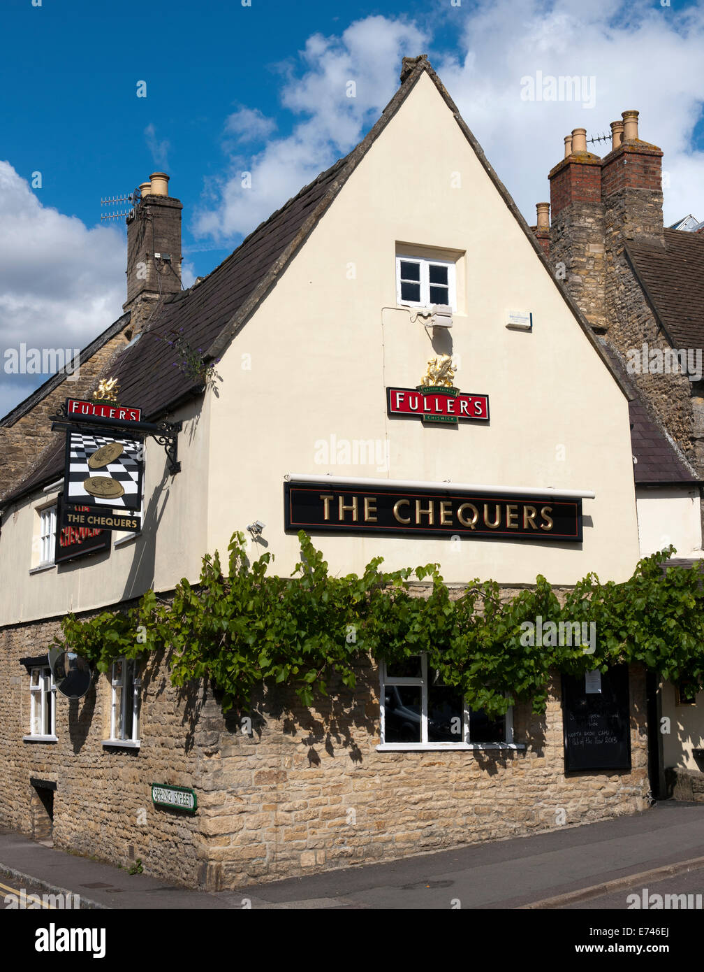 The Chequers Public House, Goddard's Lane, Chipping Norton, Oxfordshire, England, UK. Stock Photo