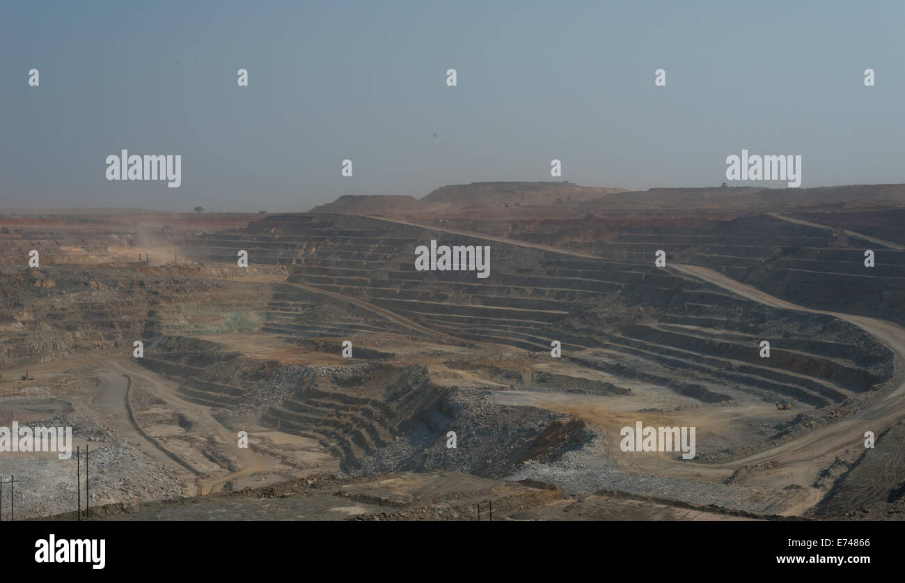 Zambia mining hi-res stock photography and images - Alamy