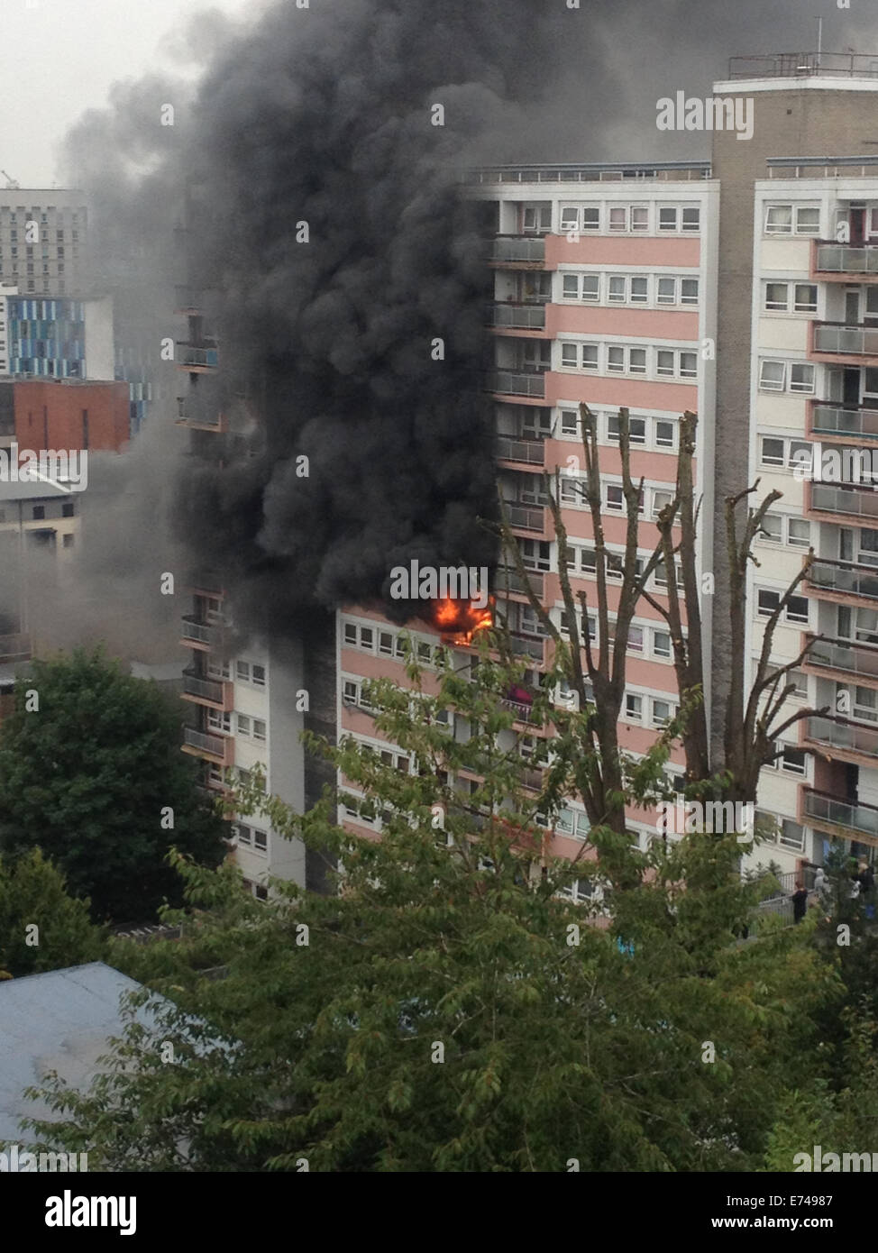 Bristol, UK. 6th September, 2014. One person died in a major fire in a ...