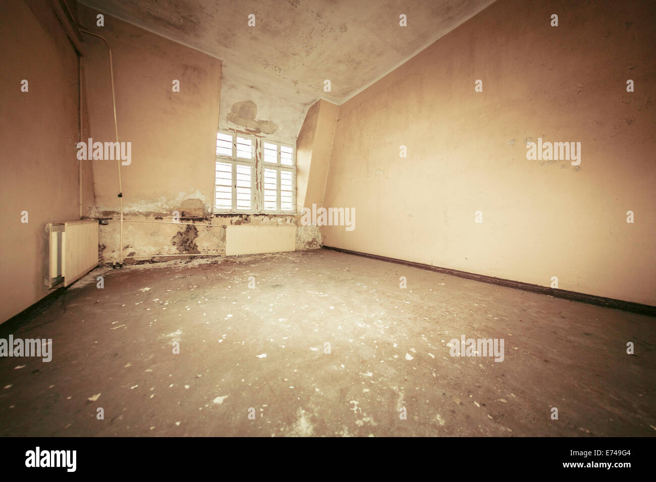 empty dirty grunge interior with vintage color filter Stock Photo - Alamy