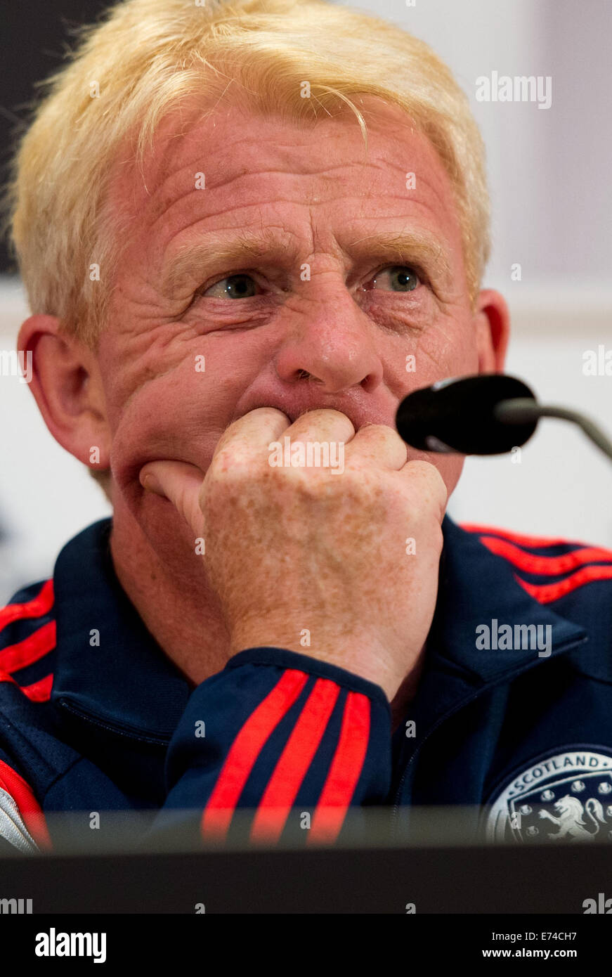 Gordon Strachan・ゴードン・ストラッカン伝記・スコットランドの英雄 ブランド通販サイトをすべて Gordon Strachan・ゴードン