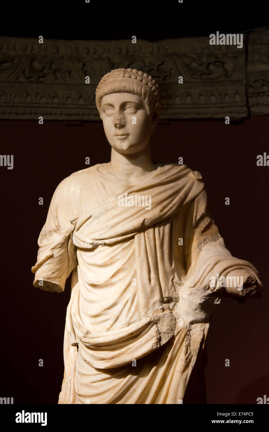 Portrait marble sculpture young man hi-res stock photography and images ...