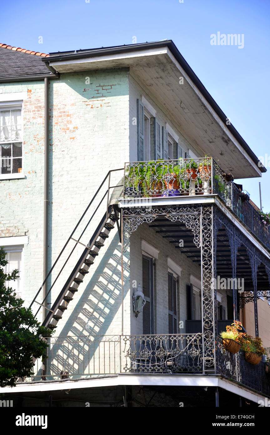 French quarter balcony hi-res stock photography and images - Alamy