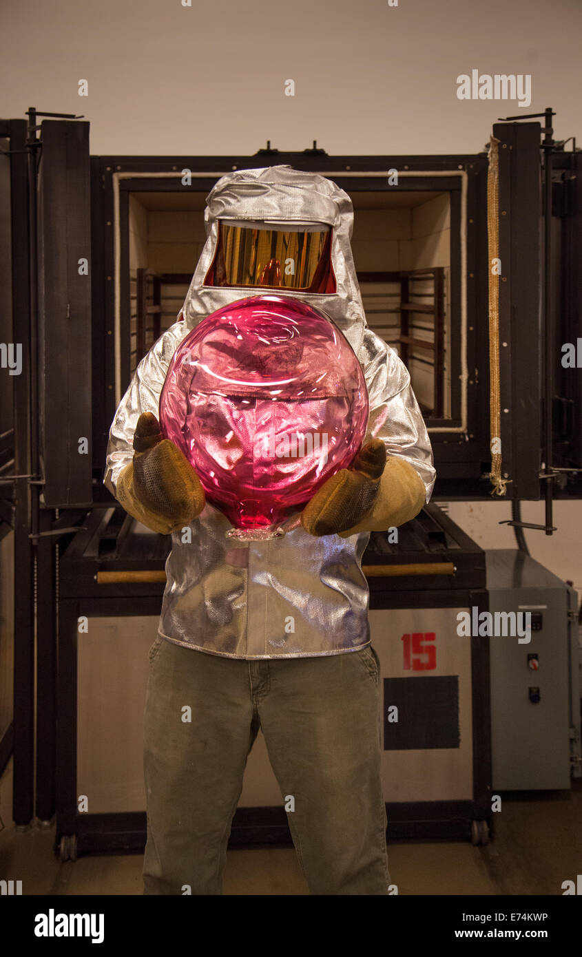 urban glass blowing facility in Brooklyn NY Stock Photo Alamy