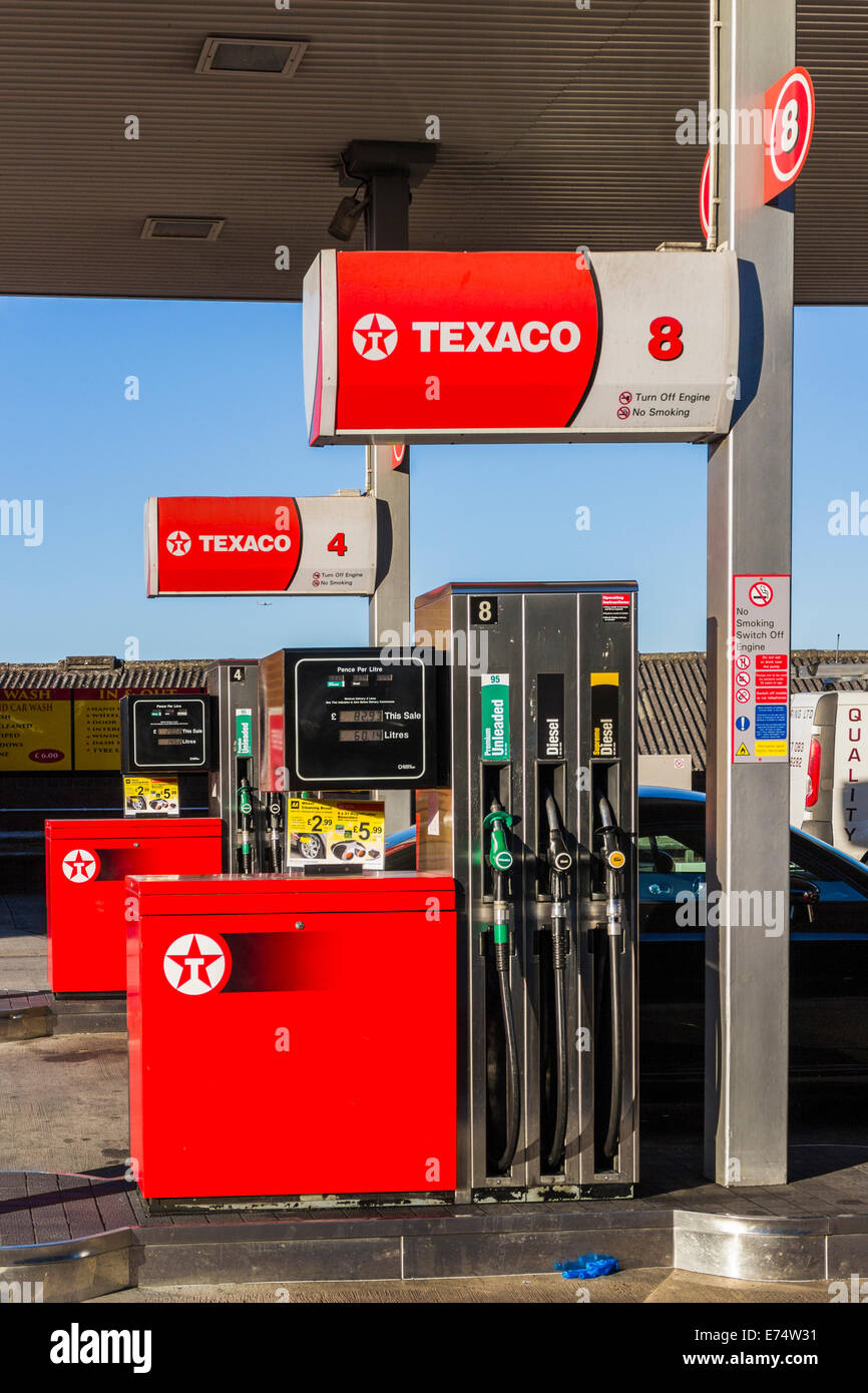 Texaco petrol station London Stock Photo Alamy
