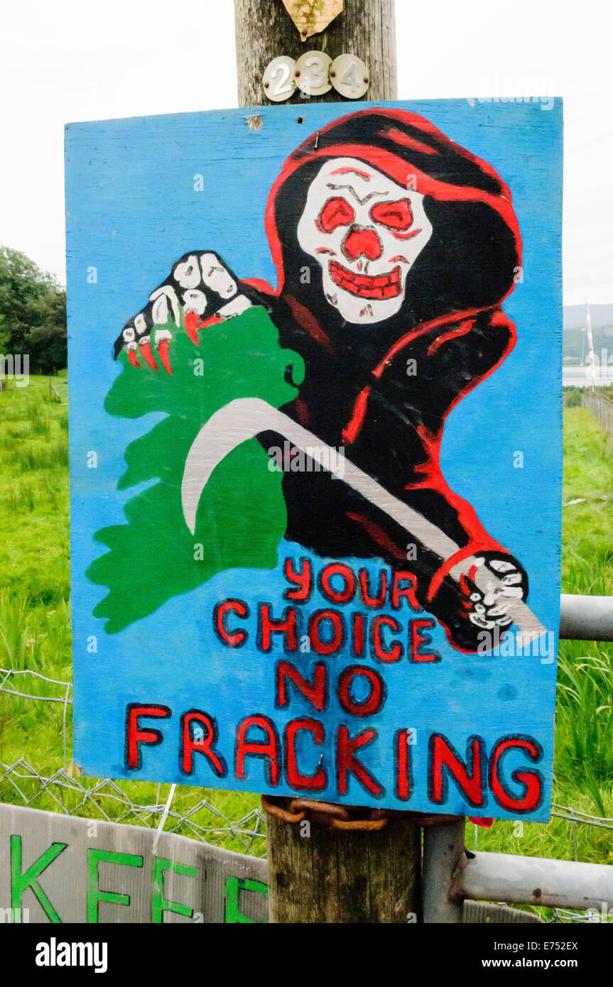 Belcoo, Northern Ireland. 2nd September 2014 - Poster of the Grim Reaper at anti-Fracking campaign at quarry owned by Tamboran Stock Photo