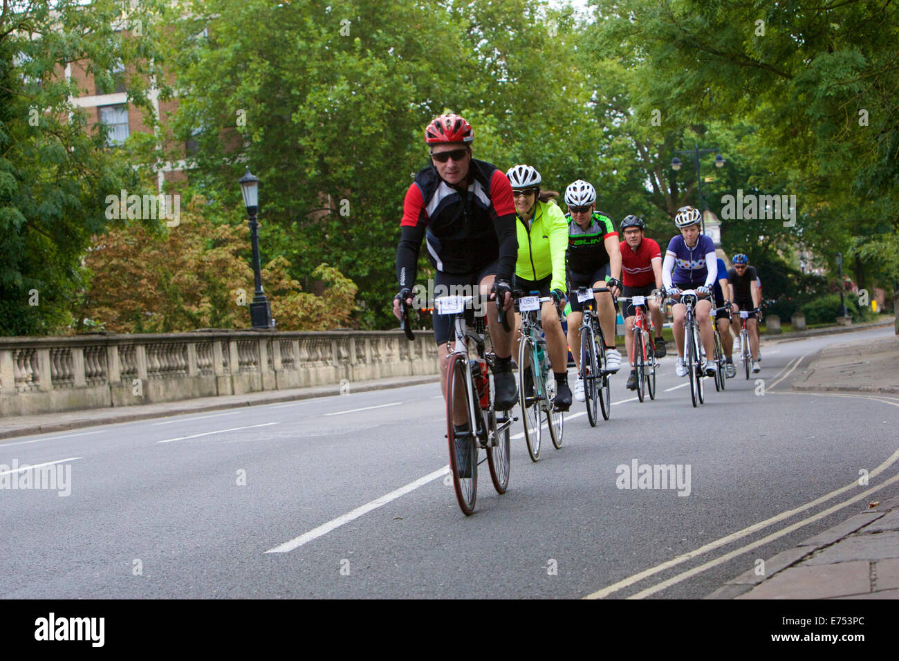 Cycling around oxford hires stock photography and images Alamy