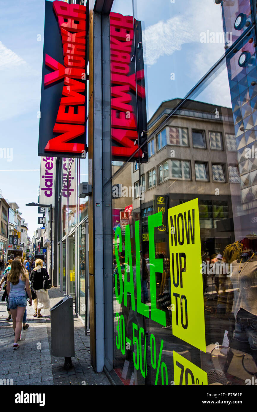 Cologne travel hires stock photography and images Alamy