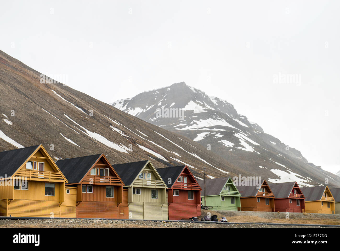 Houses street town hires stock photography and images Alamy