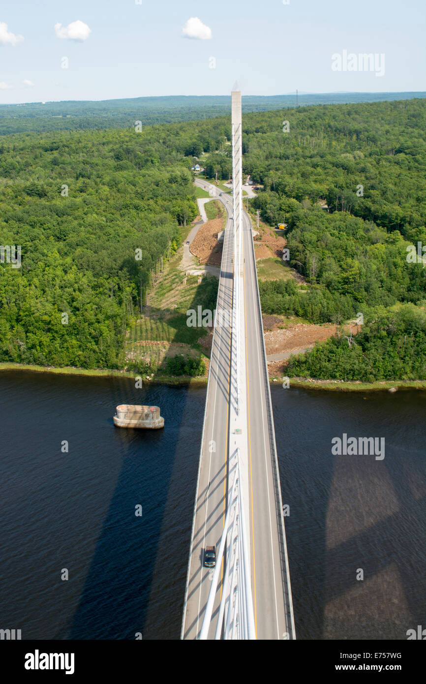 Engineered cable stayed bridge hires stock photography and images Alamy