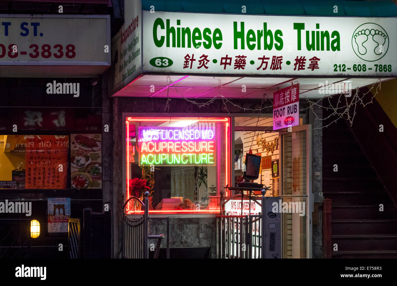 An Asian alternative medicine shop in Chinatown in New York City Stock