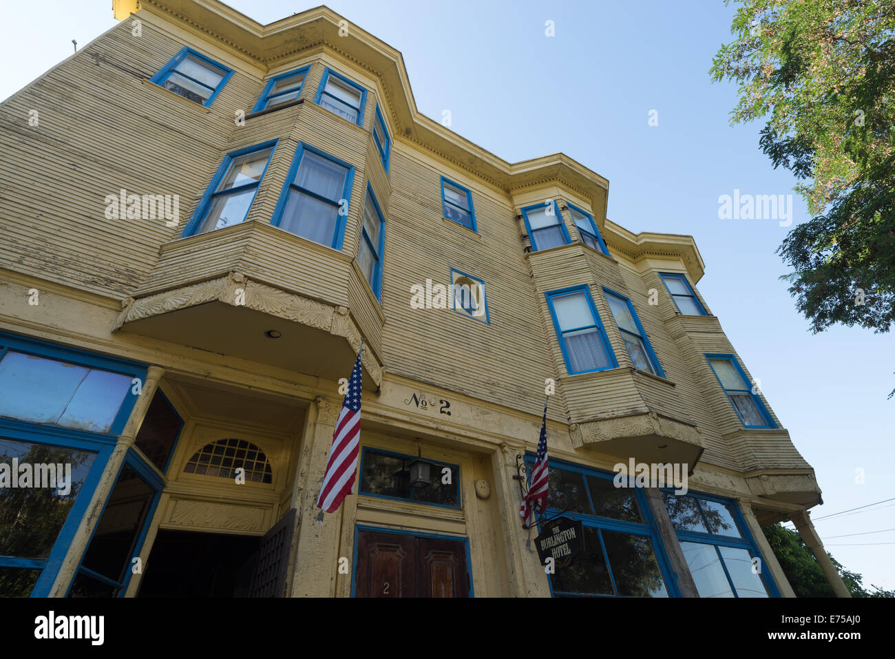 Historic Burlington Hotel, Port Costa, CA Stock Photo - Alamy