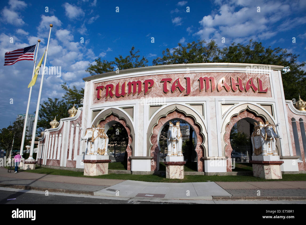 Vista De Peão De Trump Taj Mahal Hotel Atlantic City. Foto de Stock  Editorial - Imagem de bonito, dinastia: 197608718