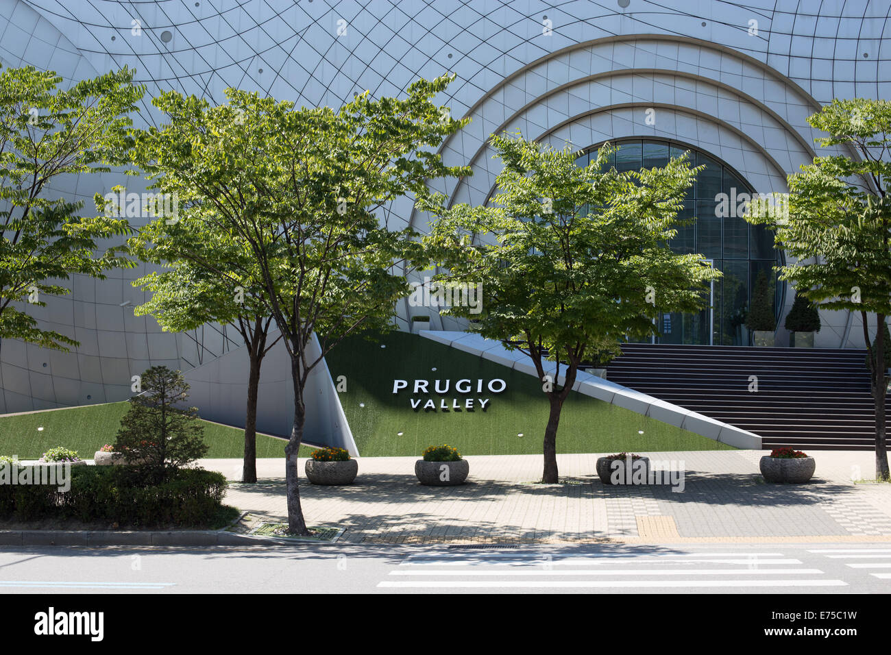 Prugio Valley, building in Seoul South Korea. Architect Unsangdong