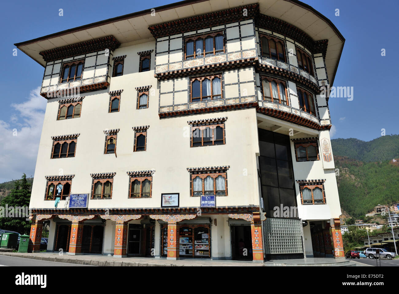 Traditional bhutanese style house hires stock photography and images