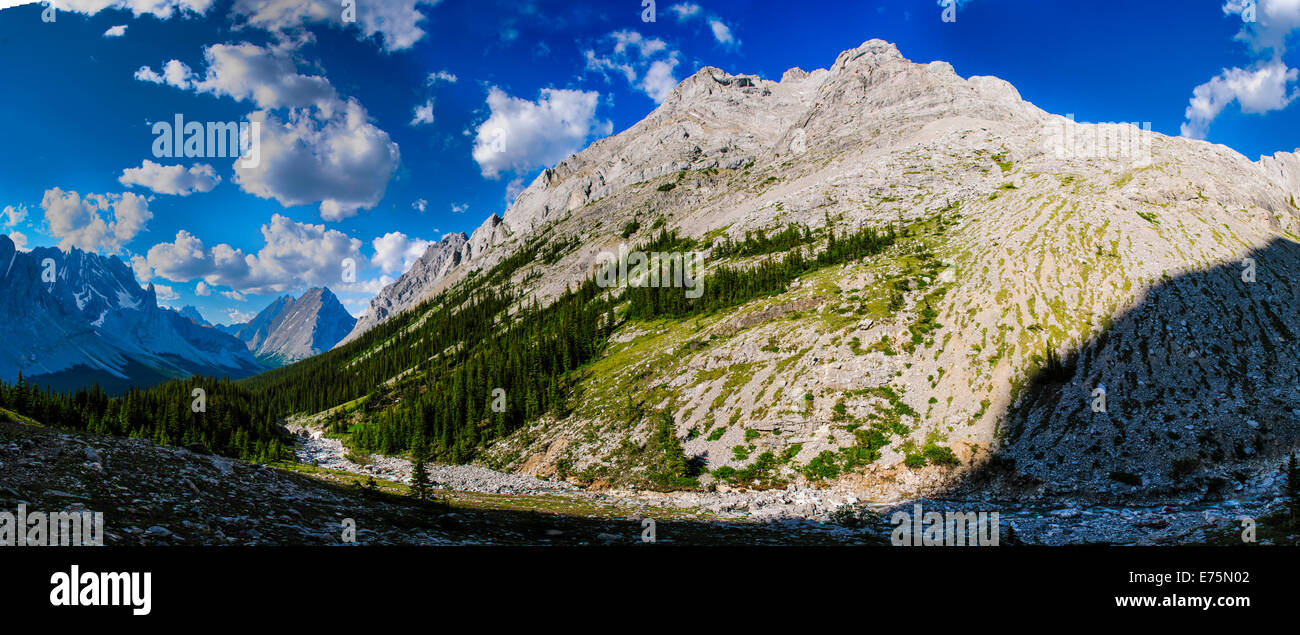Scenic mountain hiking views, Rae Glacier and Elbow Lake area, Peter Lougheed Provincial Park, Alberta Canada Stock Photo