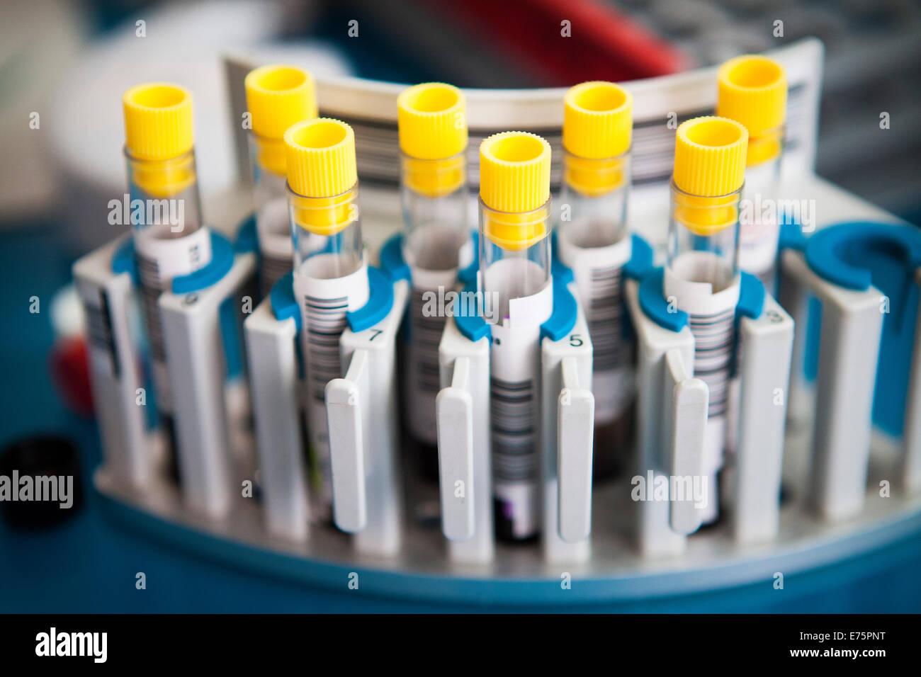 Device analysis hi-res stock photography and images - Alamy