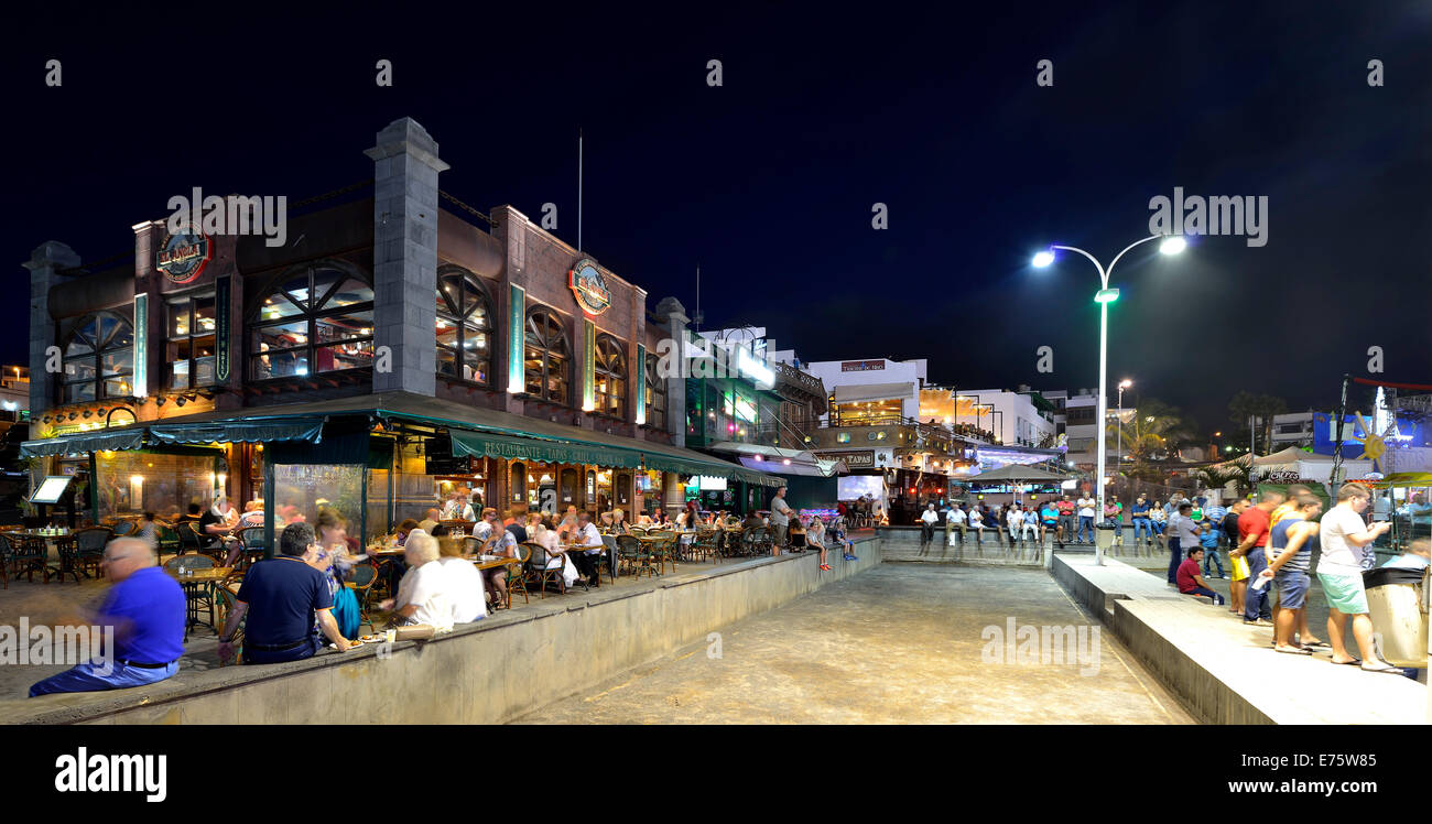 Nightlife Restaurants Boules Court Centre Of Punta Tinosa Harbour 