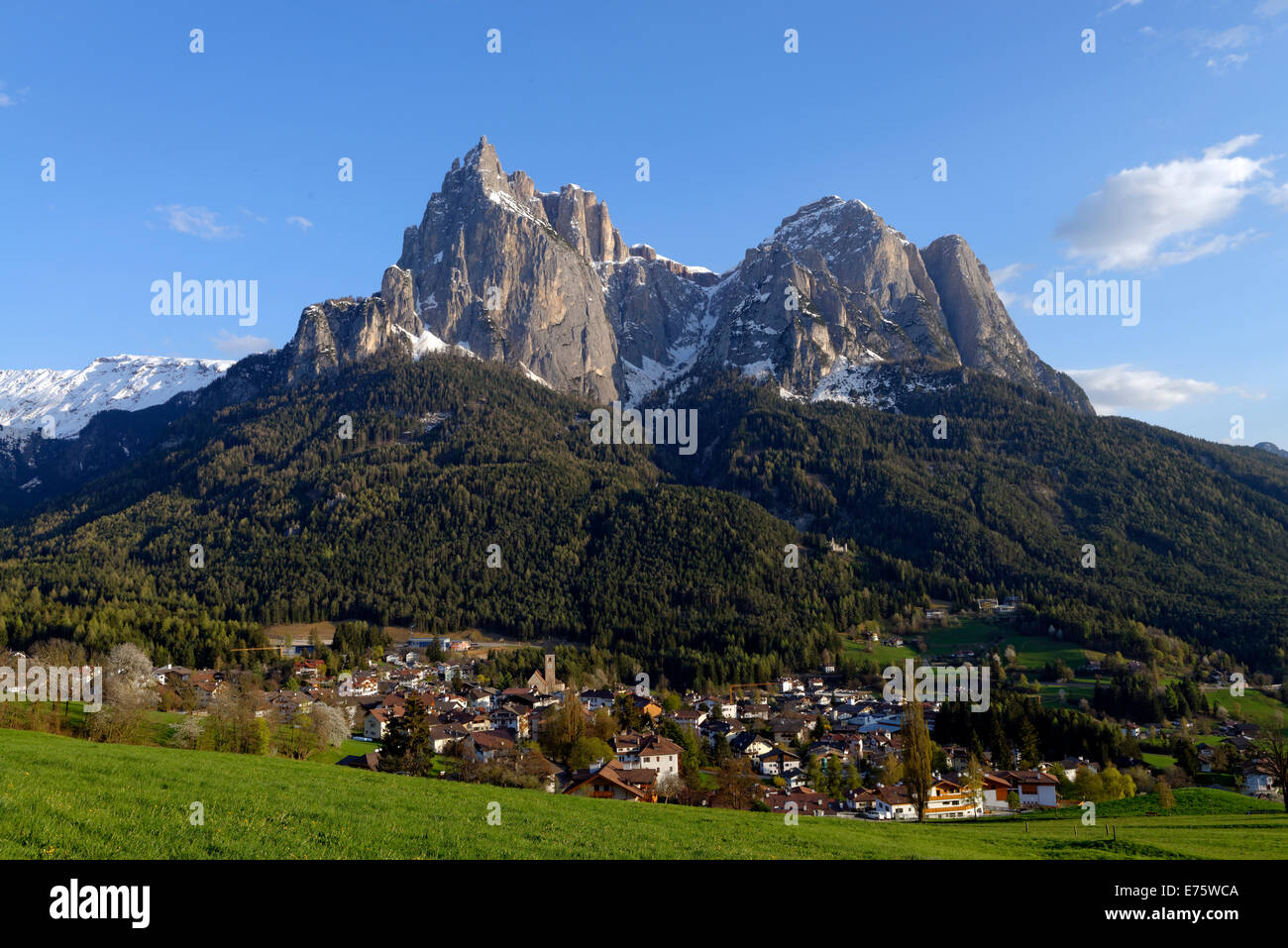 Town of Seis am Schlern with Mt Schlern, Eisack Valley, South Tyrol, Italy Stock Photo