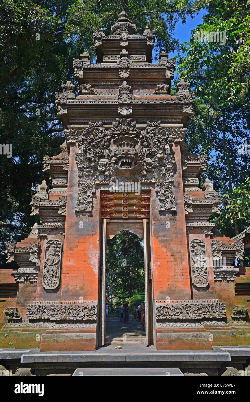 Entrance gate in the Tirta Empul Water Temple, Bali, Indonesia Stock Photo  - Alamy