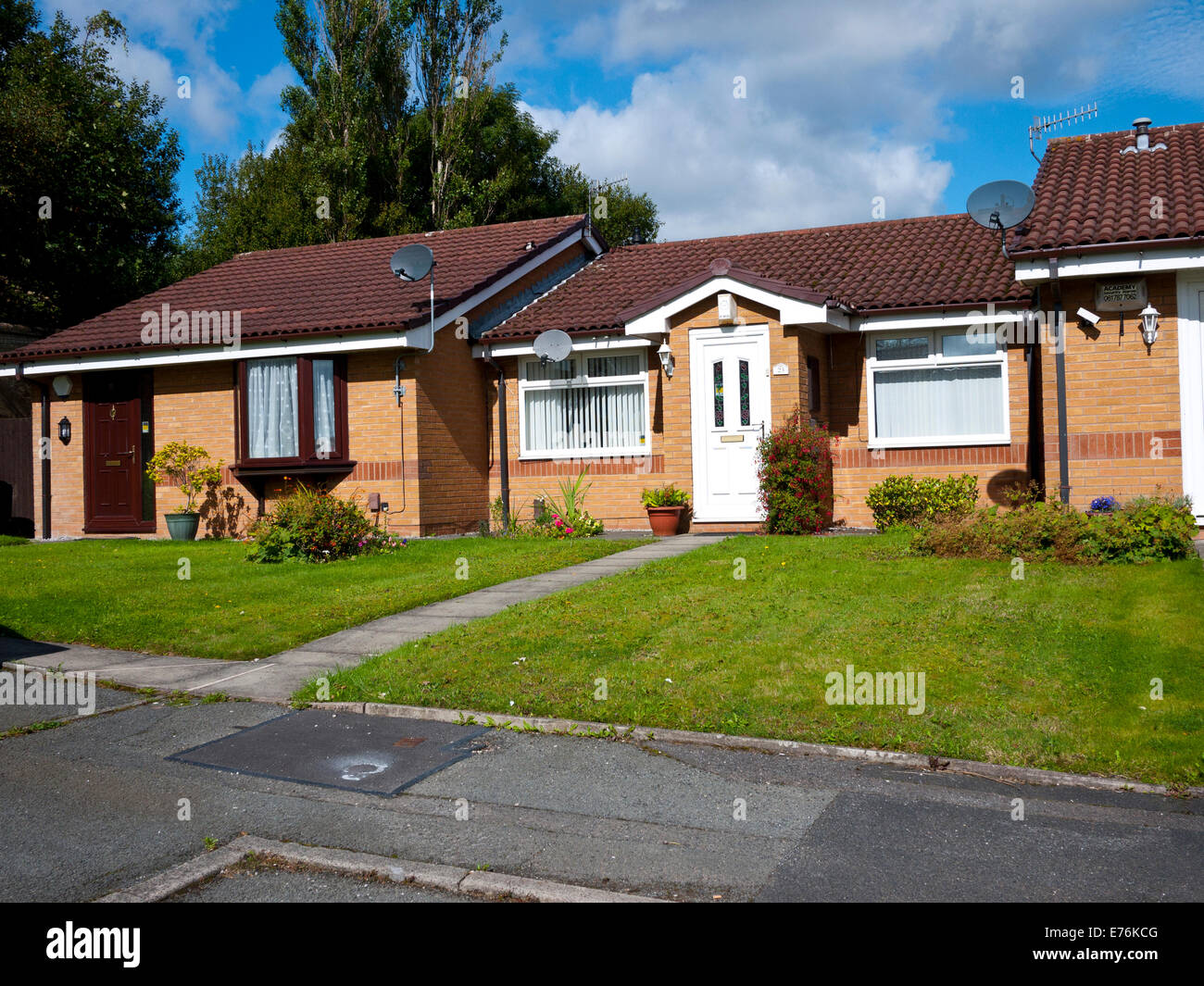 Attached Bungalows, Oldham, Lancashire, UK Stock Photo Alamy
