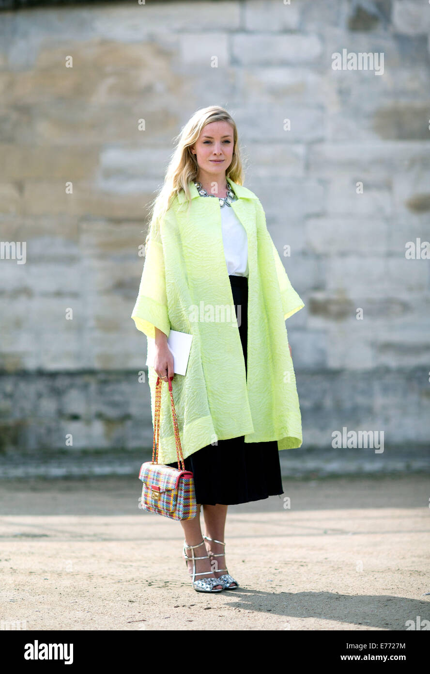 Paris Fashion Week Womenswear Fall/Winter 20142015 Street Fashion