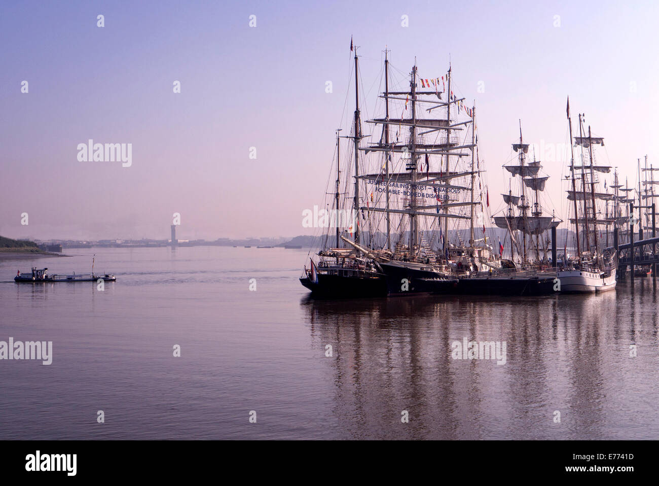 Tall ships festival hi-res stock photography and images - Alamy