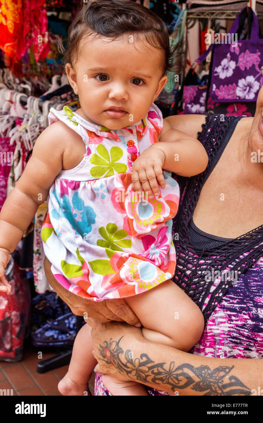 Hawaii,Hawaiian,Oahu,Honolulu,Chinatown,Kekaulike Street,market,baby