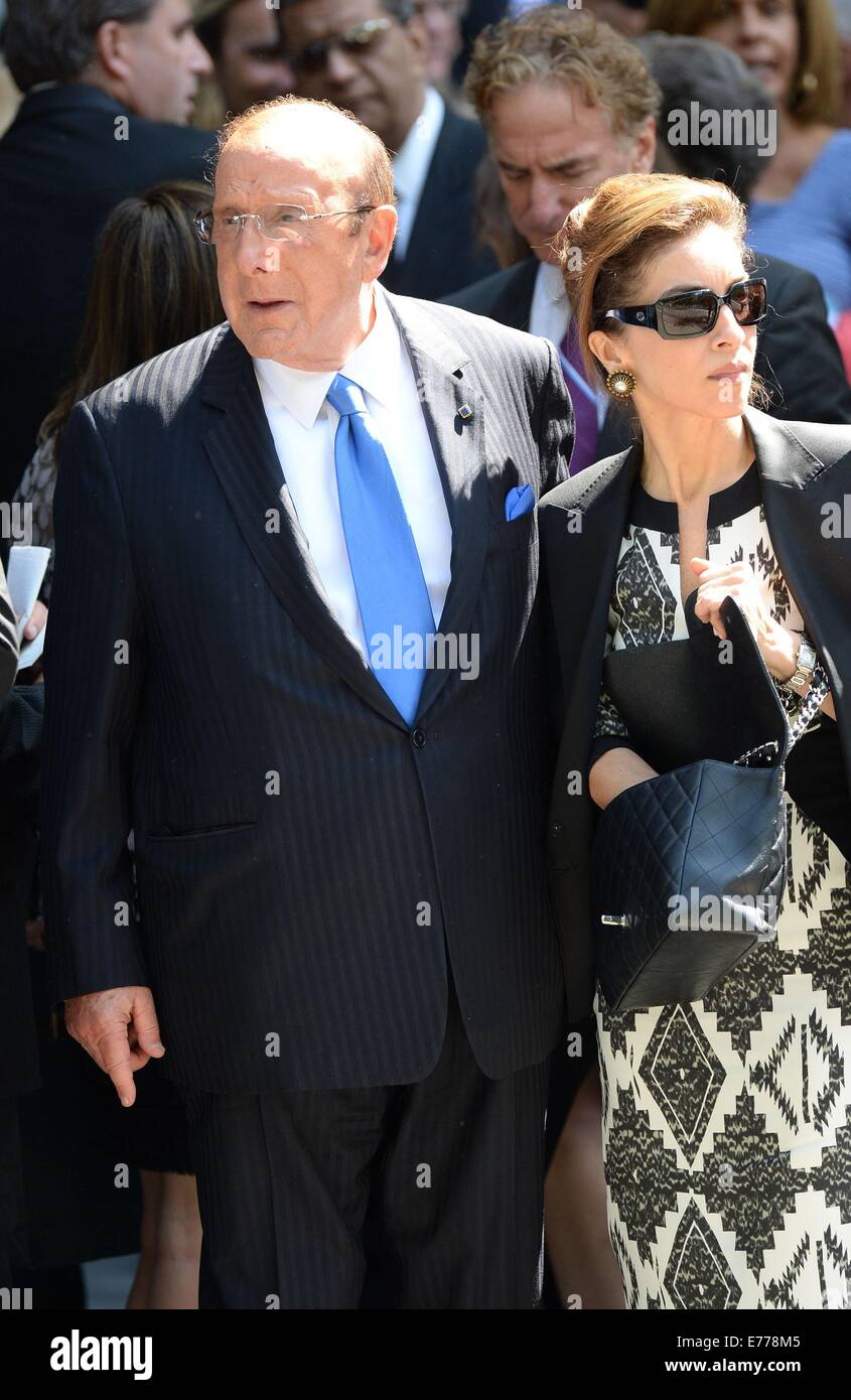 New York, NY, USA. 7th Sep, 2014. Clive Davis in attendance for Joan ...